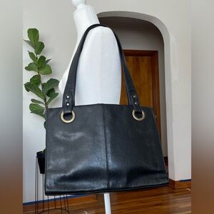 Vintage style laptop purse